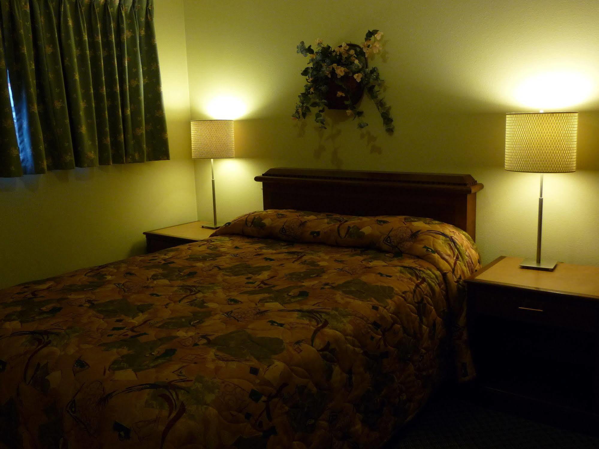 Sundowner Motel Sequim Kültér fotó